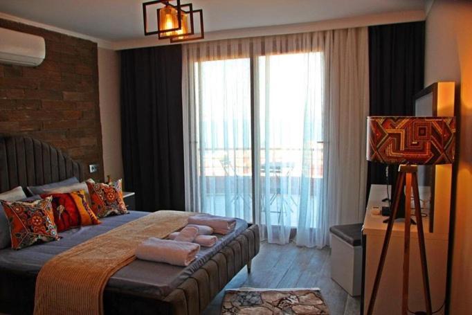 Yeni Foca Butik Otel Exteriör bild